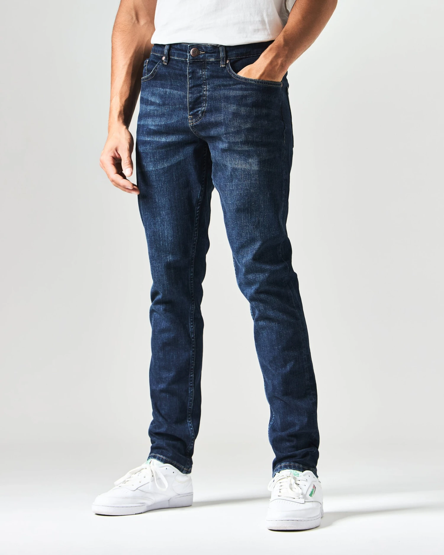 Weekend Offender 444 Tapered Dark Vintage Denim Jeans 3 Weekend Offender 444 Tapered Dark Vintage Denim Jeans - Image 3