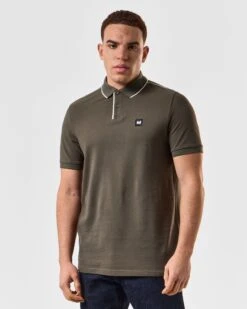 Weekend Offender Astola Polo Shirt Castle Green -Warm Knit Wear Sales POSS2402 ASTOLA CASTLE GREEN 5048 MODEL