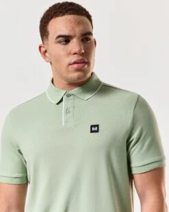 Weekend Offender Astola Polo Shirt Pale Moss Green -Warm Knit Wear Sales POSS2402 ASTOLA PALE MOSS 5017 MODEL