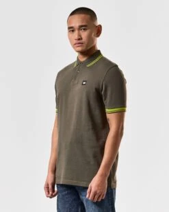 Weekend Offender Levanto Polo Shirt Castle Green/Limeish Green -Warm Knit Wear Sales POSS2408 LEVANTO CASTLE GREEN LIMEISH 3959 MODEL