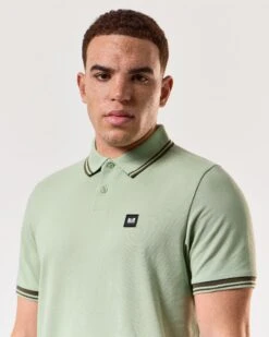 Weekend Offender Levanto Polo Shirt Pale Moss Green/Castle Green -Warm Knit Wear Sales POSS2408 LEVANTO PALE MOSS 5001 MODEL