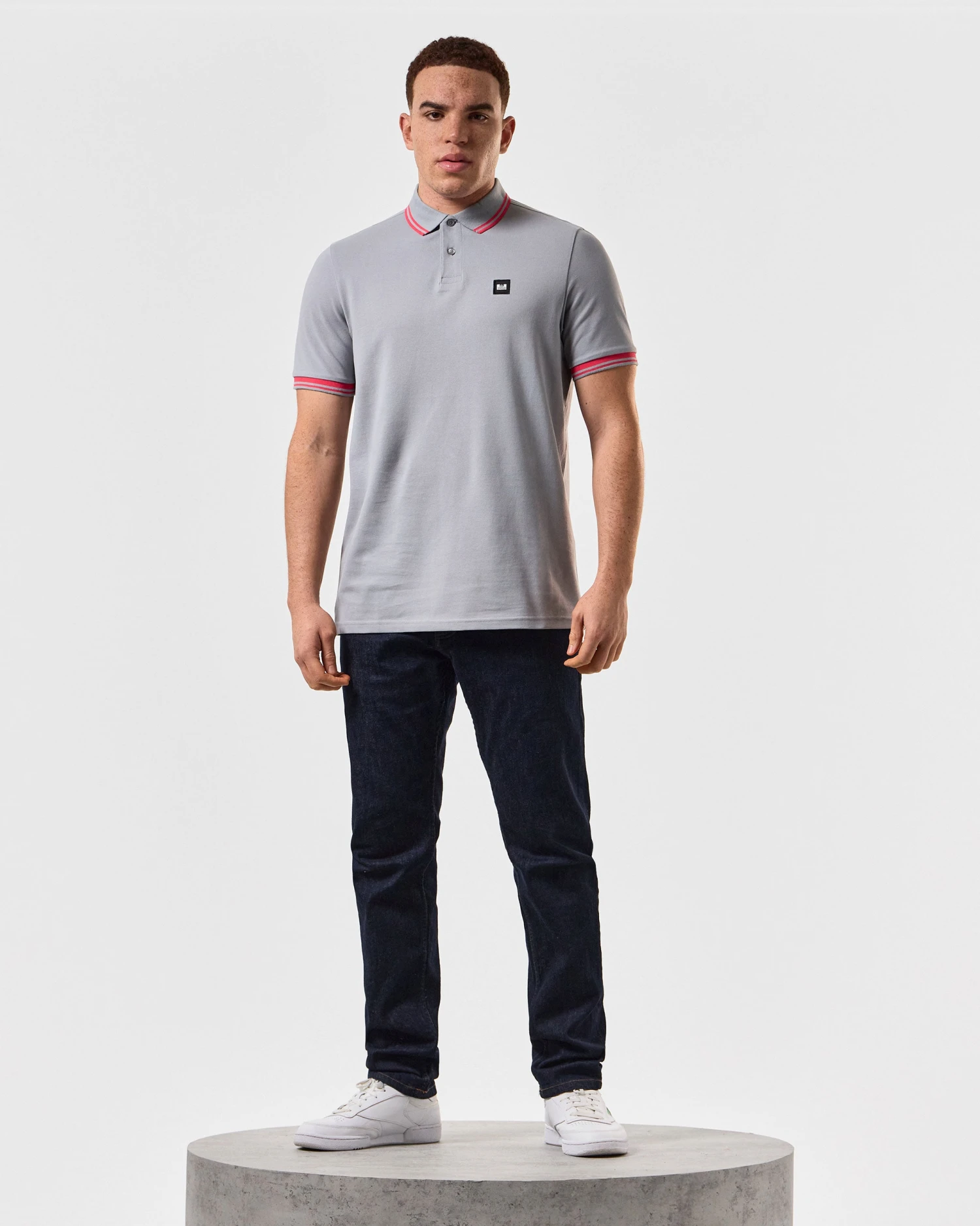 Weekend Offender Levanto Polo Shirt Smokey Grey/Anthurium Pink 2 Weekend Offender Levanto Polo Shirt Smokey Grey/Anthurium Pink - Image 2