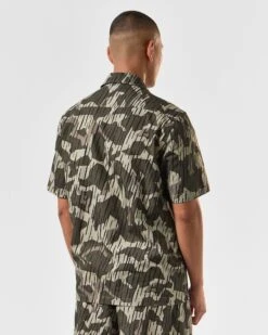 Weekend Offender Monuriki Shirt Castle Green Rain Camo -Warm Knit Wear Sales SHSS2404 MONURIKI CAMO CASTLE GREEN 3686 MODEL