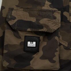 Weekend Offender New Jersey Cargo Shorts Camou 16 Weekend Offender New Jersey Cargo Shorts Camou -Warm Knit Wear Sales SS21 STSS21 14 NEW JERSEY CAMOU DETAIL 4