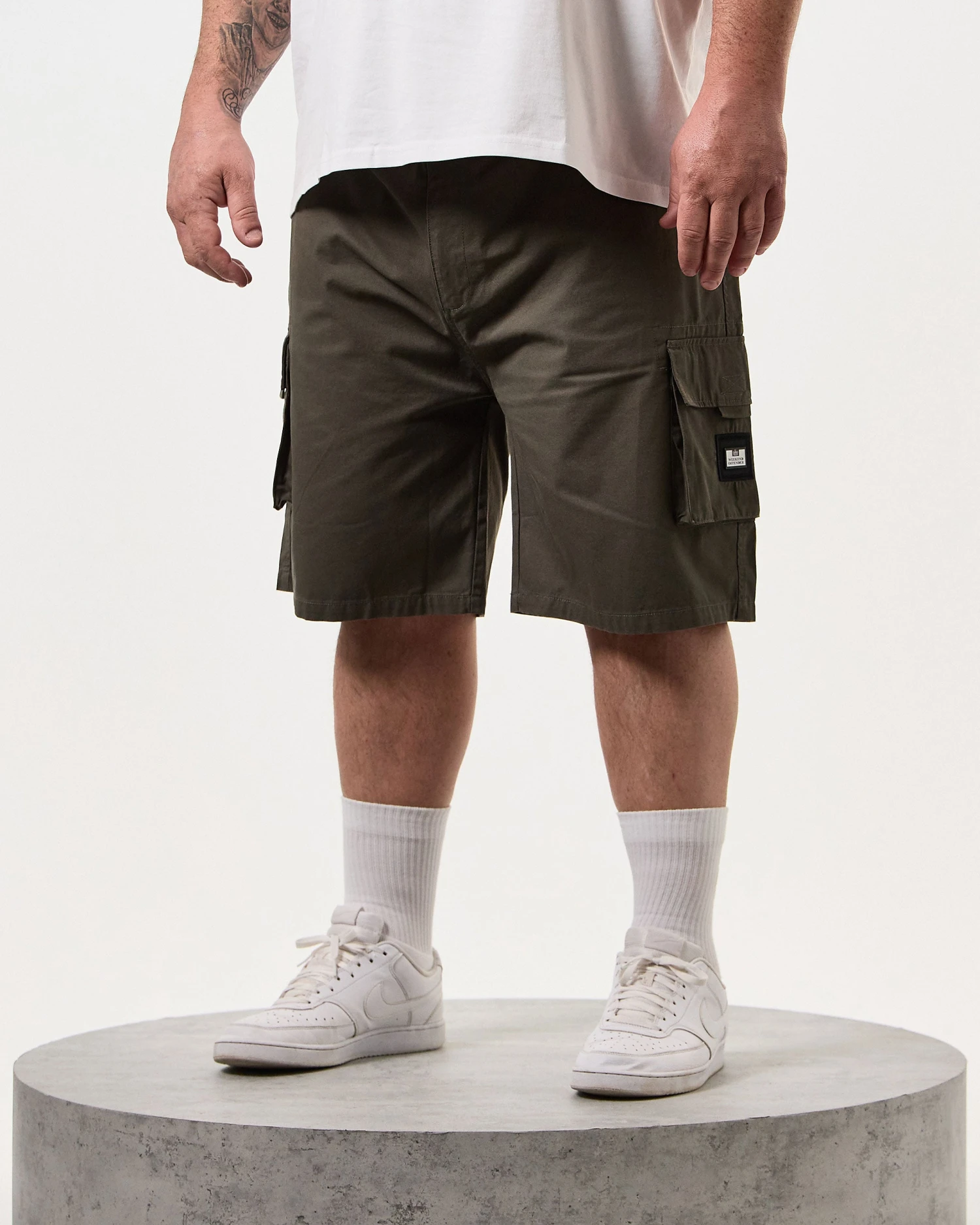 Weekend Offender Mascia Cargo Shorts Castle Green - Plus Size 3 Weekend Offender Mascia Cargo Shorts Castle Green - Plus Size - Image 3