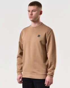 Weekend Offender Vega Sweatshirt Cognac Brown -Warm Knit Wear Sales SWSS2404 VEGA COGNAC 6337 MODEL