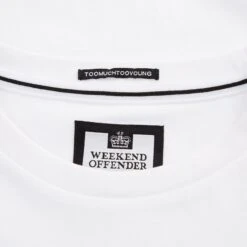 Weekend Offender Morrie Graphic T-Shirt White -Warm Knit Wear Sales THE MORRIE TEE WHITE DETAIL 1