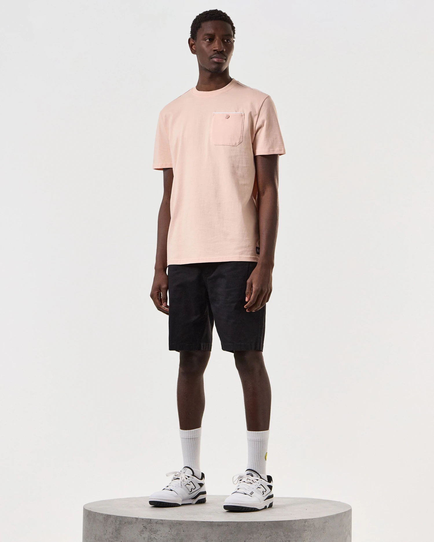 Weekend Offender Kea Pocket T-Shirt Nectar Pink 2 Weekend Offender Kea Pocket T-Shirt Nectar Pink - Image 2