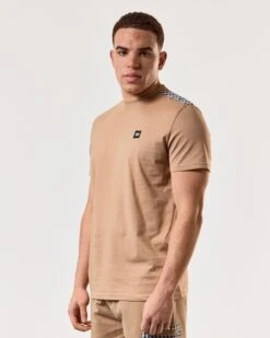 Weekend Offender Diaz T-Shirt Cognac Brown -Warm Knit Wear Sales TSSS2420 DIAZ COGNAC 4969 MODEL